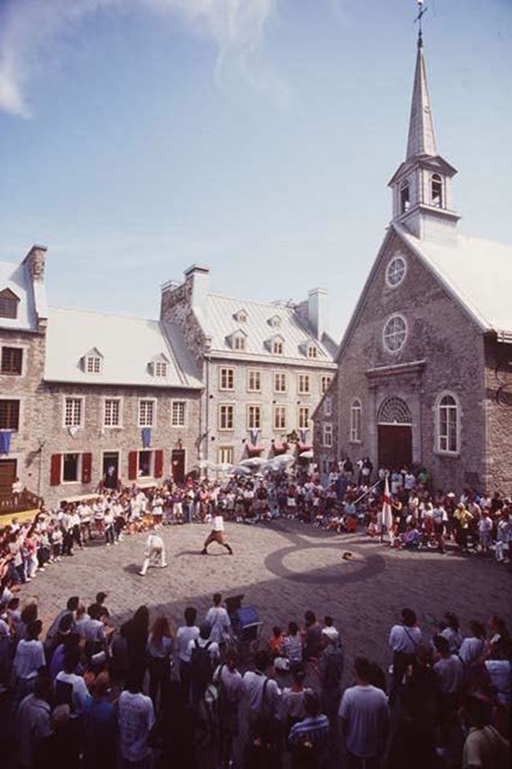 tourism_historic_district_quebec 3